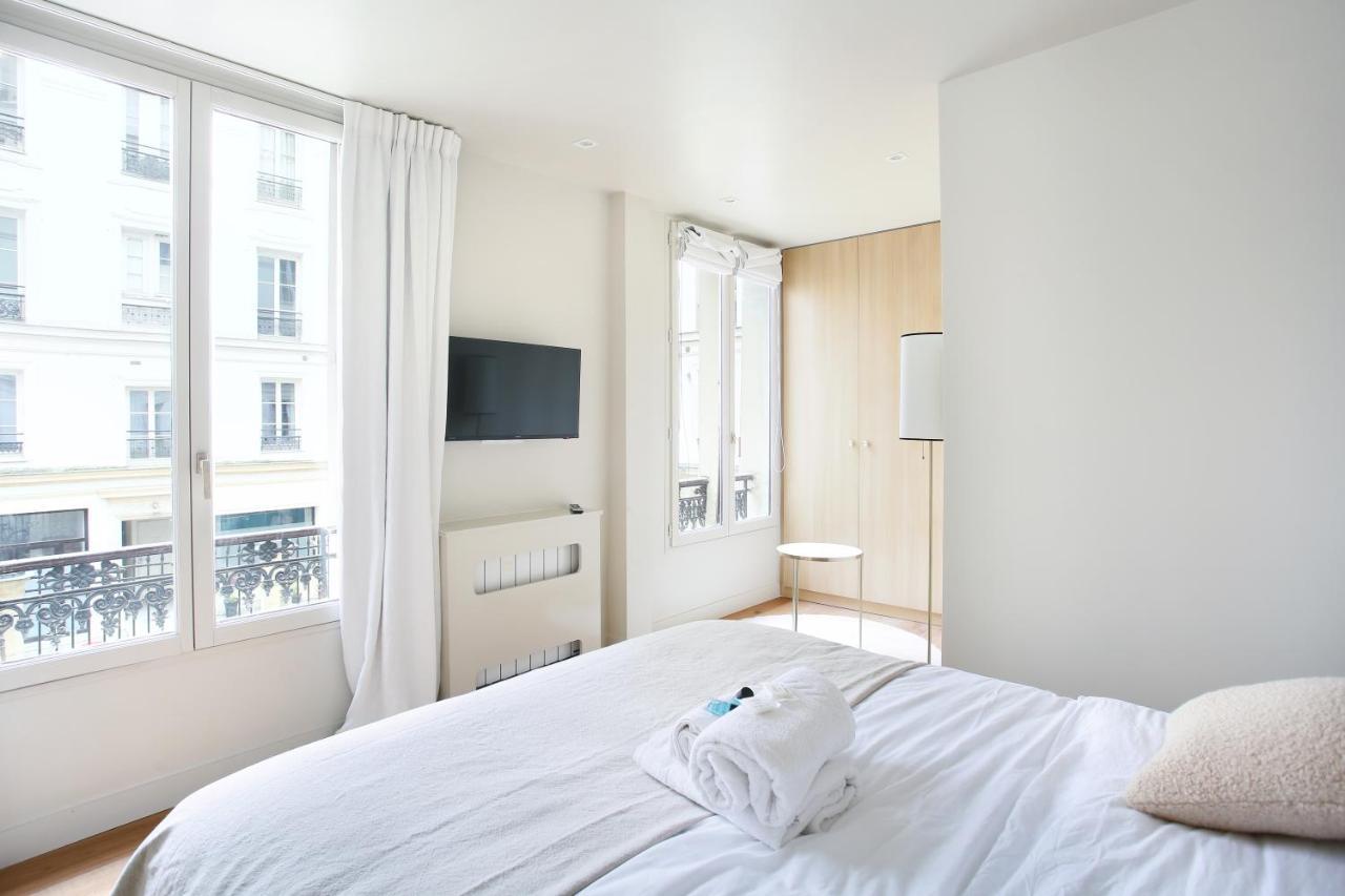Residence In The Center Of Paris By Studio Prestige Exterior photo