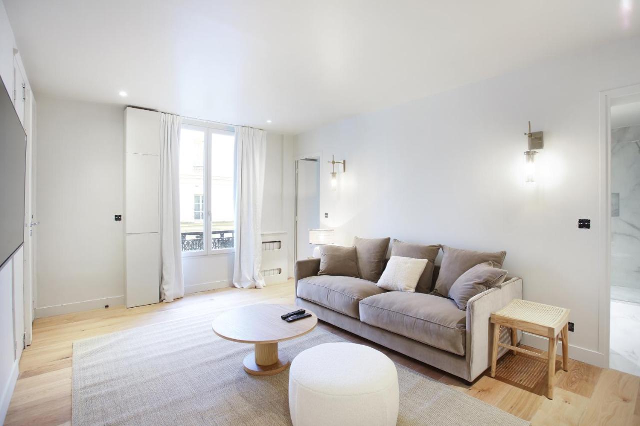 Residence In The Center Of Paris By Studio Prestige Exterior photo